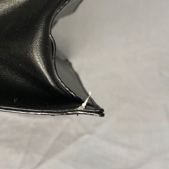 Victoria’s Secret TOO GLAM TO GIVE A D*** wristlet - Picture 9 of 11